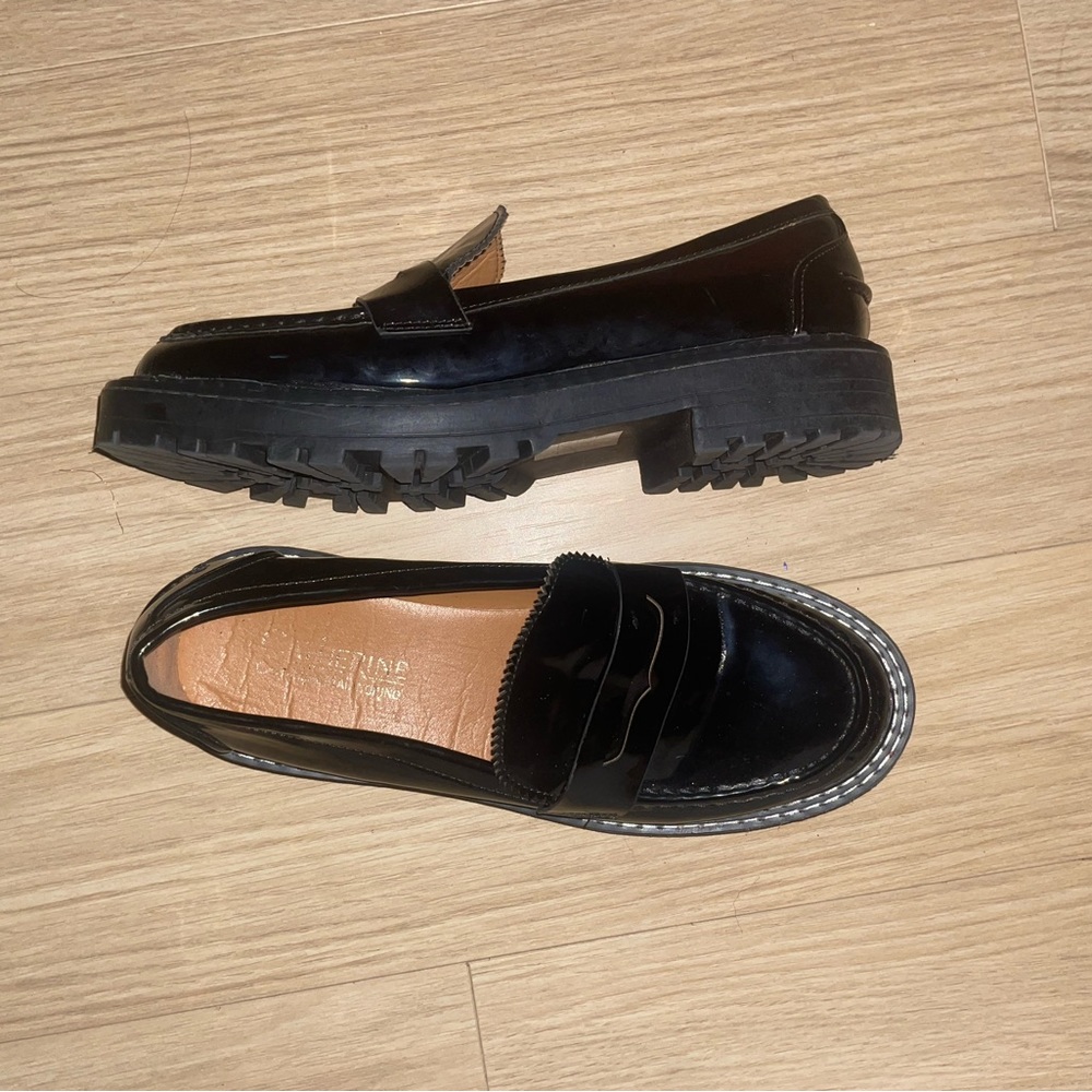 Shiny patent leather loafers never work before:) great for wider feet!